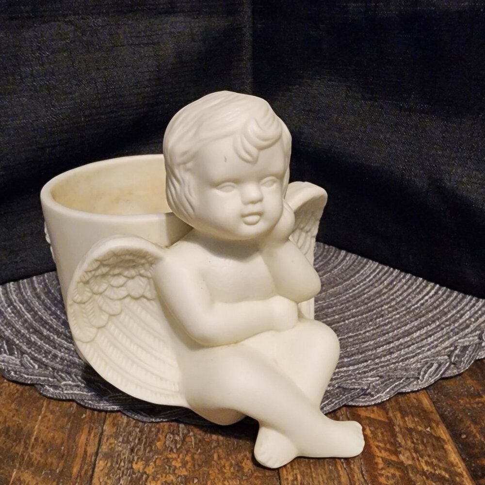 Bloom Rite Planter - Angel Cherub